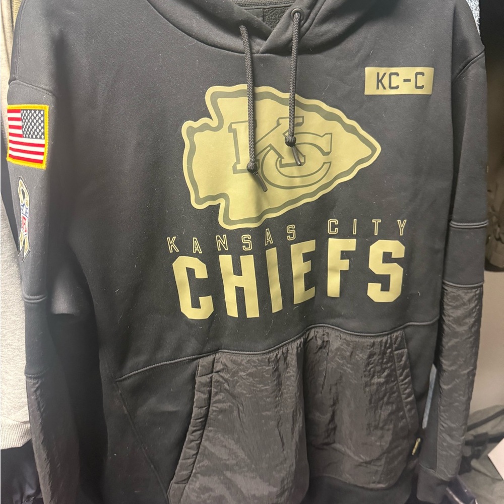 NFL salute to service Black and Green Dri-Fit Hoodie Nike Kansas City Chiefs